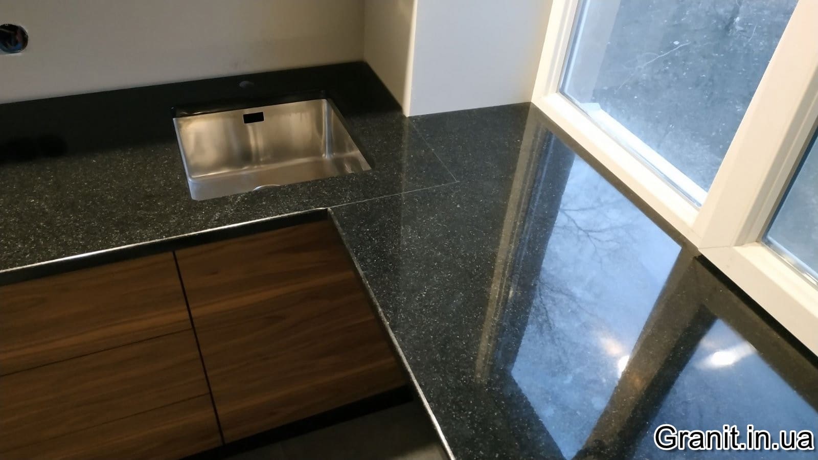 Столешница из габбро_Granit.in.ua_001