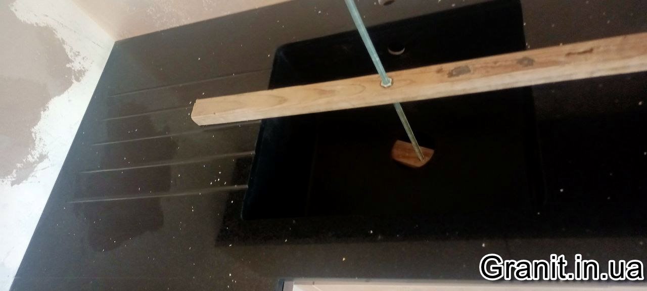 Столешница из кварца Руан Avant Quartz 1240