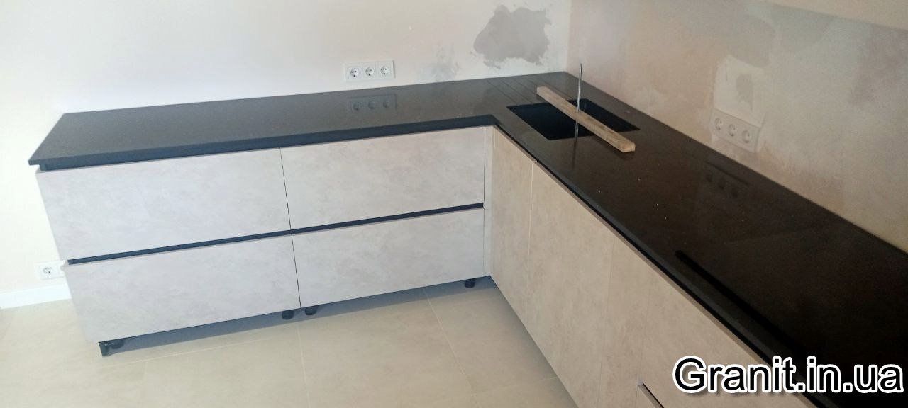 Столешница из кварца Руан Avant Quartz 1240