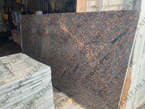 Слэб гранита корнино красный