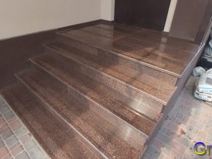 Ступени из токовского гранита