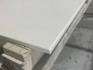 Кварц AVANT 1012 столешница Granit.in.ua