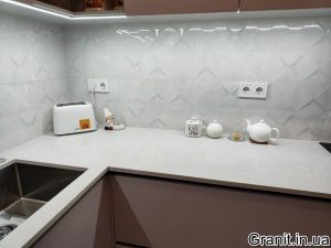 Столешница из кварца Granit.in.ua