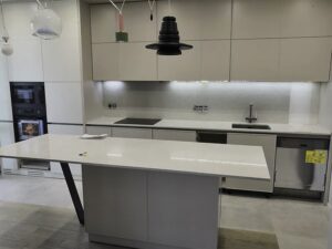 Кварцевый агломерат АТЕМ WHITE 005